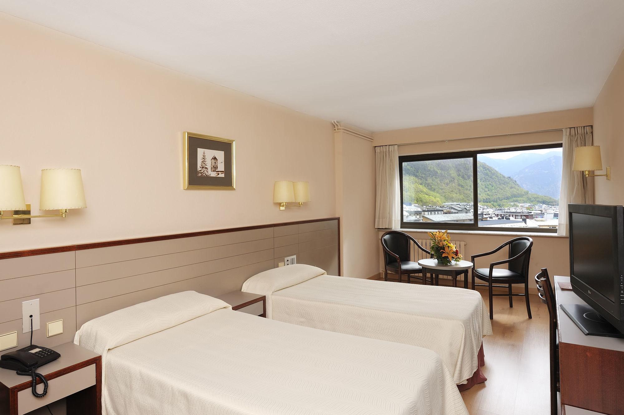 Hotel Comtes d’Urgell – Affordable Comfort